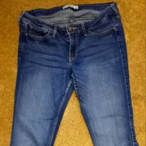 Hollister size 9 skinny low rise jeans